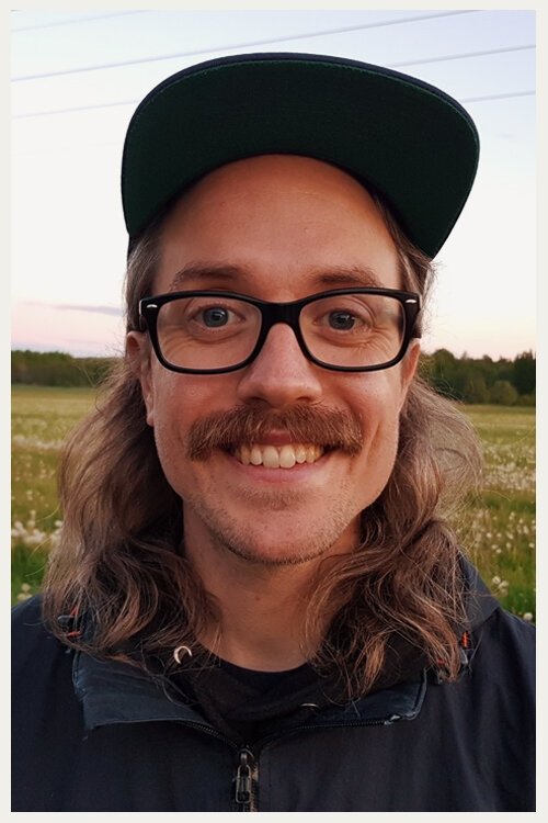 Niclas Lindahl as Kompisen