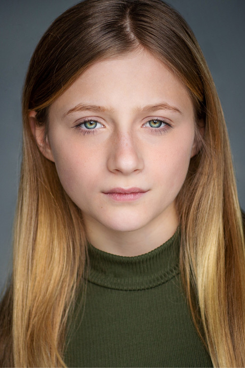 Taylor Madeline Hand as Tween Nora