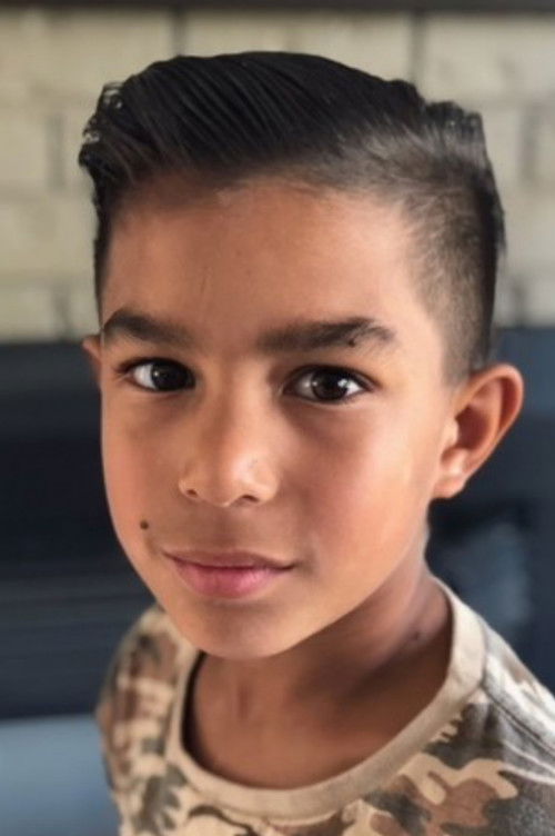 Oliver Tru Sison as Child Jimmy