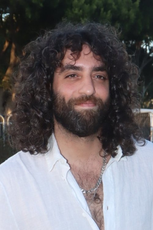 Itay 'Tuna' Zvolon as Raz Nesher