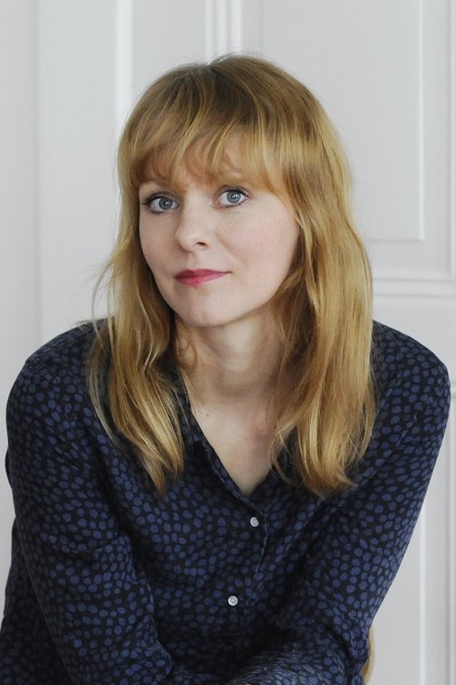 Maren Ade as Angela Merkel (voice)