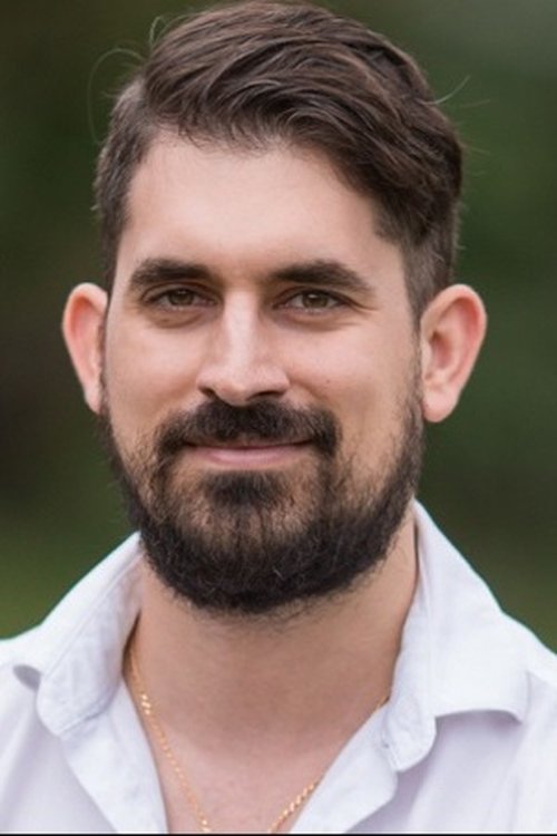 Ricard Cussó as Augustus The Guard / Ibis Bandit (voice)