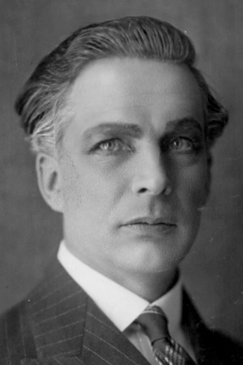 Sven Bergvall as Ilmari Murtaja