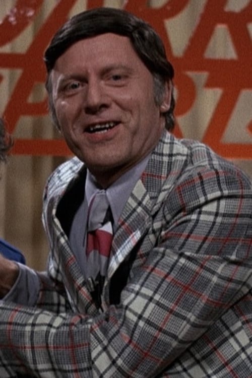 Andrew Duncan as Artie