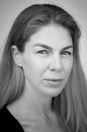 Valborg Frøysnes as Prime Minister Aide