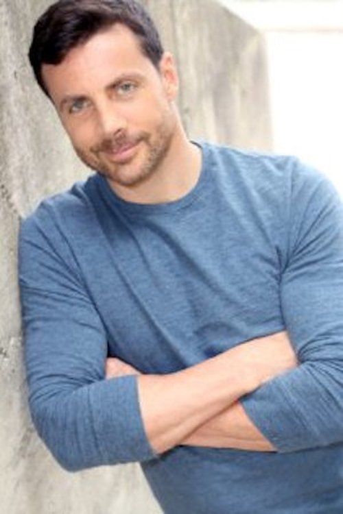 Louis Paquette as Kang Lai