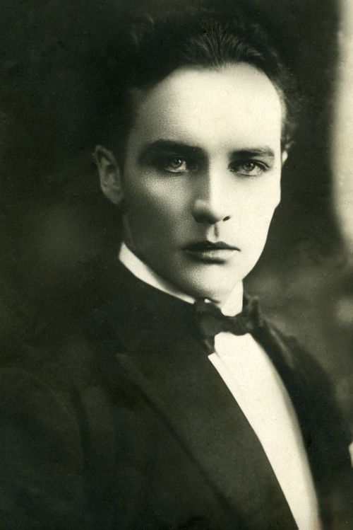 Igo Sym as Max Stöger - ein Ingenieur