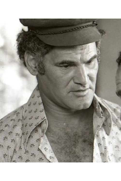 Shmuel Omani as Mozart