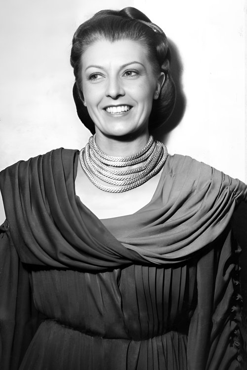 Line Noro as La fille