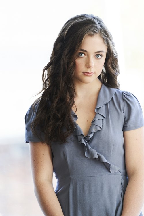 Georgie Murphy as Jenna Frost