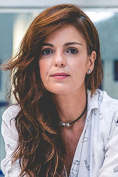 Catarina Accioly as Captadora