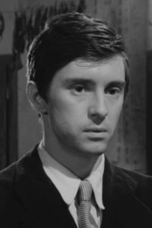 Jerzy Puzilewicz as Statue