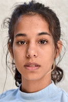 Maëlis Adalle as Stella