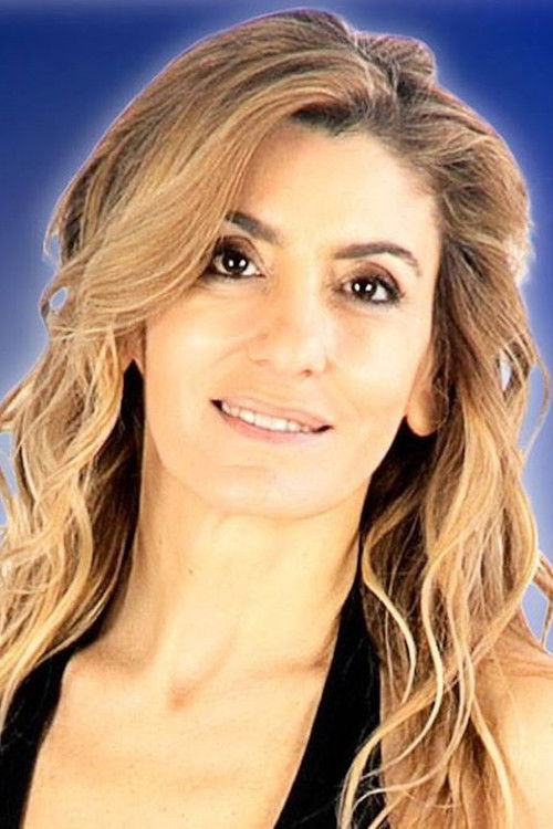 Mila Ferreira as Fátima