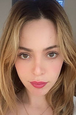 Sarra Goumid as Herself