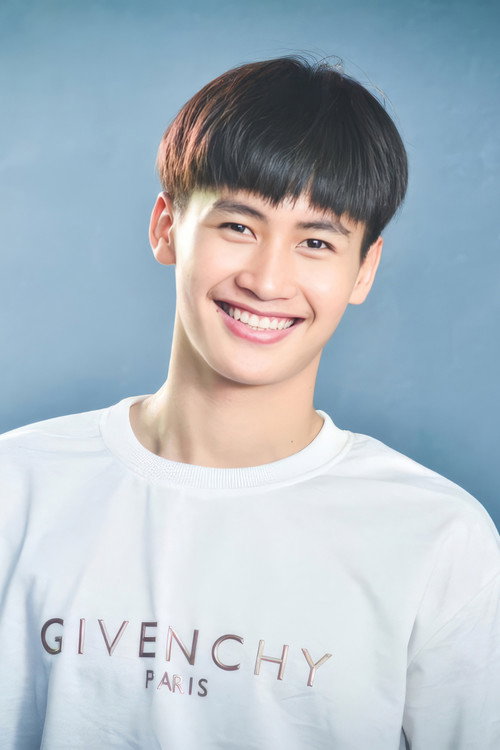 Yukhondet Patchim as Phetchiuha