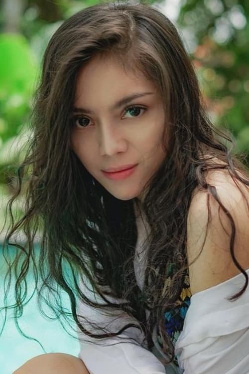 Ismi Melinda as Ajeng