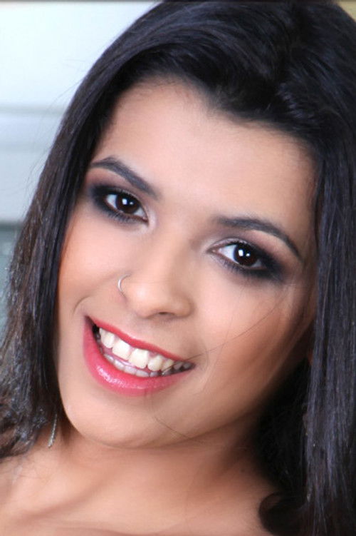 Paola Melão as Paola Melao