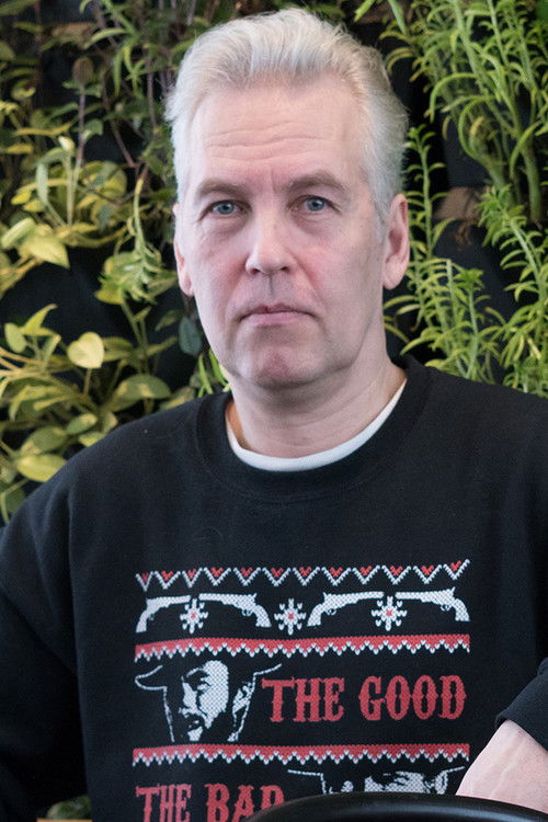 Mauri Sumén as Self