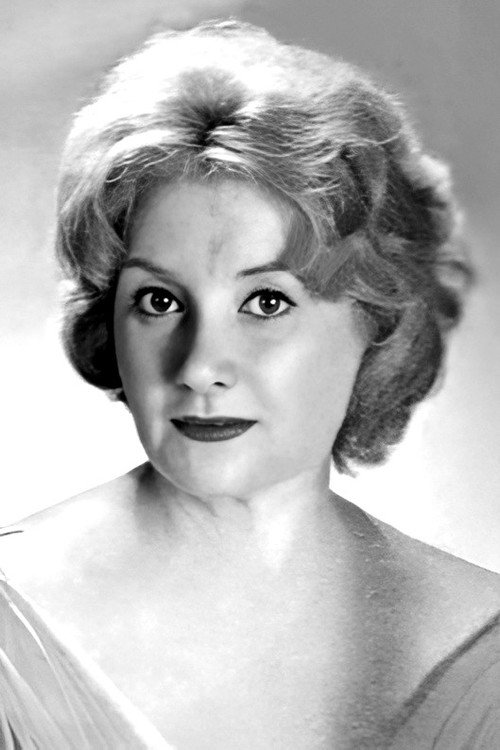 Lucienne Delyle as Singer