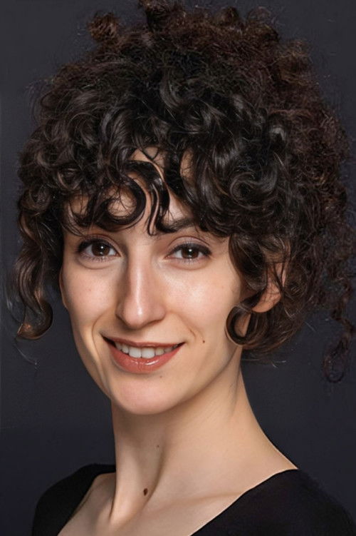 İmren Şengel as Deniz