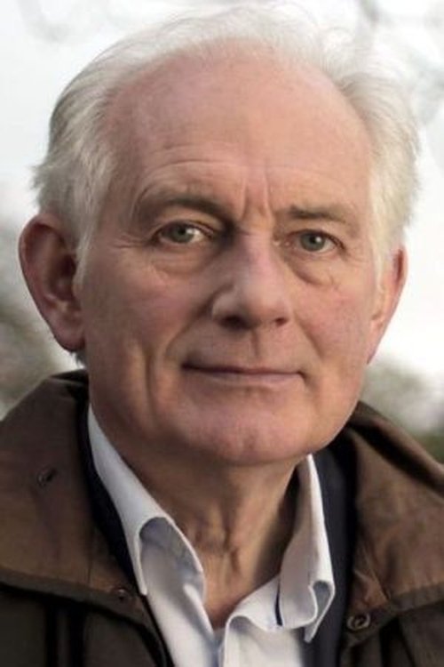 Dan Cruickshank as Himself