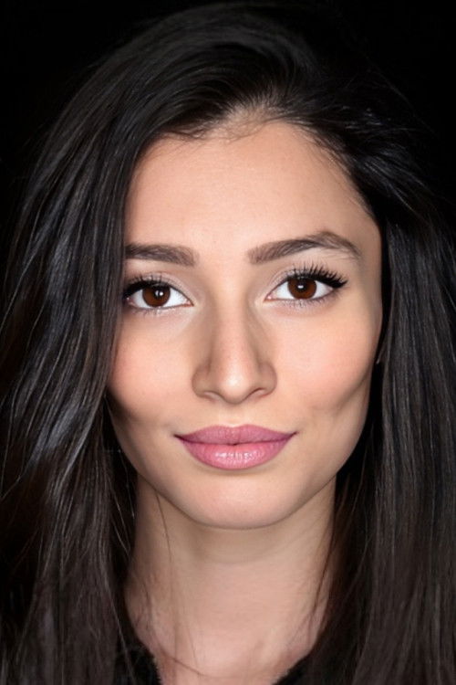 Ayşe Akın as Duygu