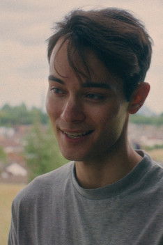 Gil Sidaway as Nicky