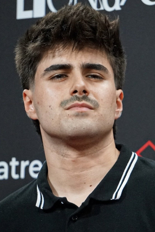 Martin Urrutia as Self