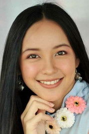 Tracie Sinidol as Leha