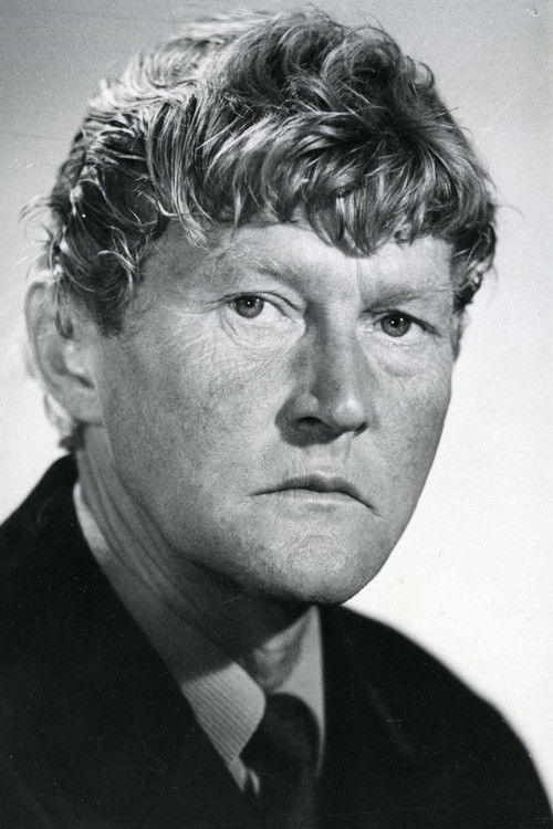 Ülo Kippar as Sailor (uncredited)