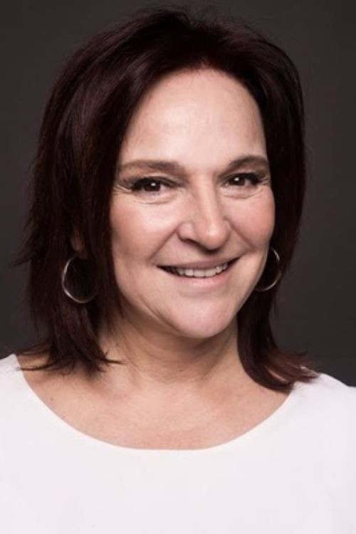 Graciela Stefani as Malala (Voz en Off)