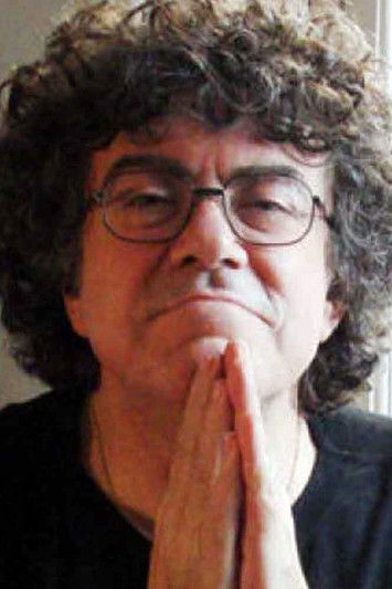 Piero Antonio Franco de Benedictis as Cura Raúl