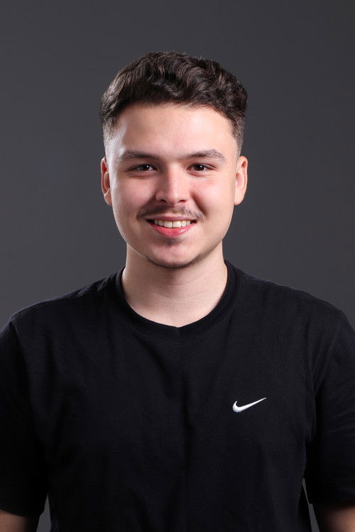 Renan Luz Borges as Careca