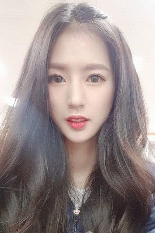 Park Ki-ryang as [Wrestler No. 6]