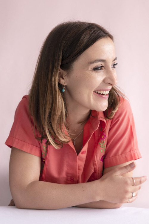 Cristèle Alves Meira as La mère