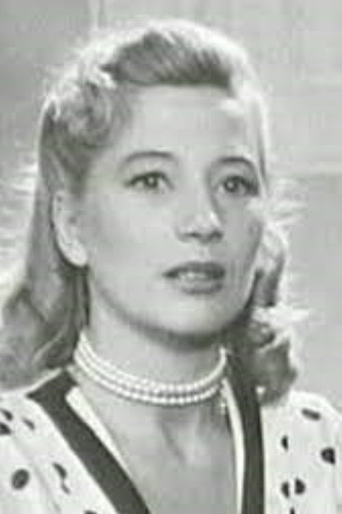 Lili Bontemps as Singer