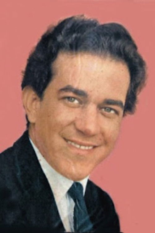 Rildo Gonçalves as Azevedo