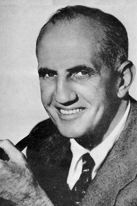 George Marshall as Laundry Delivery Man (uncredited) (unconfirmed)