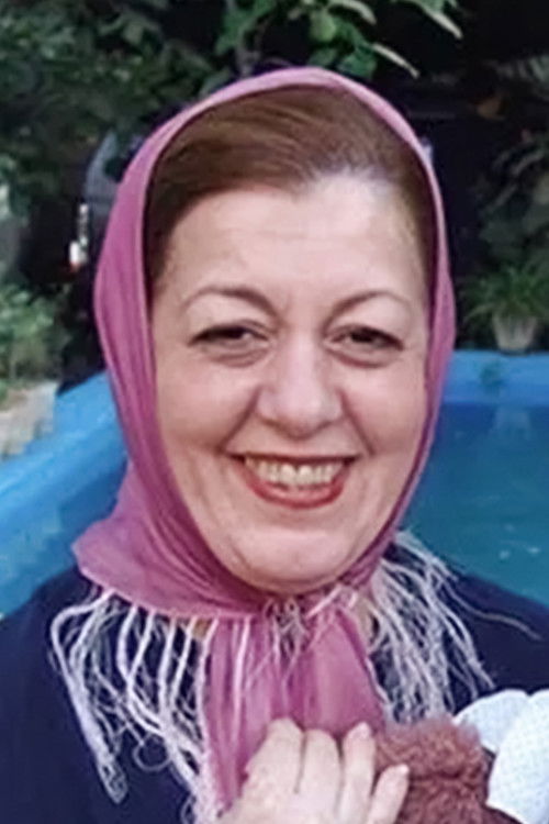 Azadeh Pourmokhtar as Zizigooloo