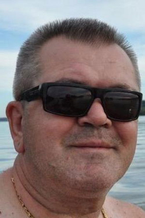 Milan Skrobic as Olaf