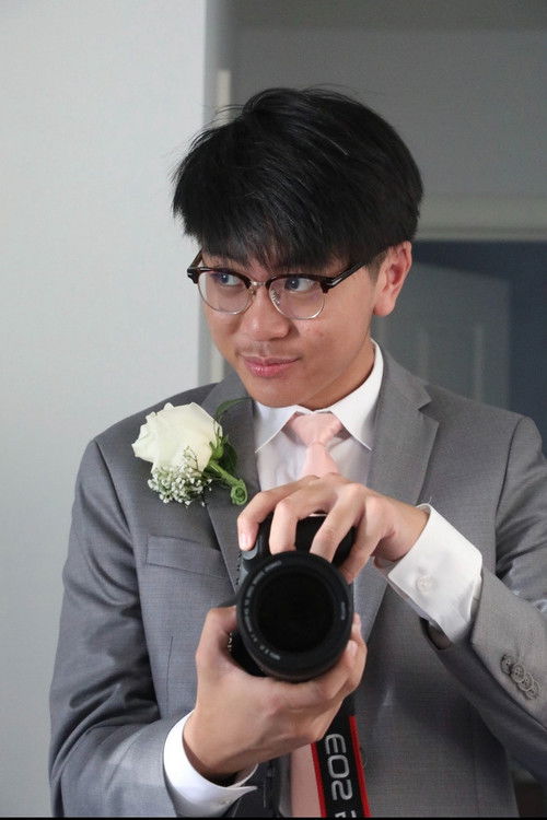 Andre Paras as Andre