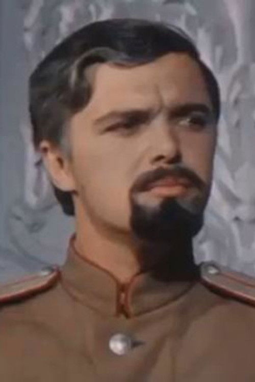 Leonid Mordvinov as Бегалин