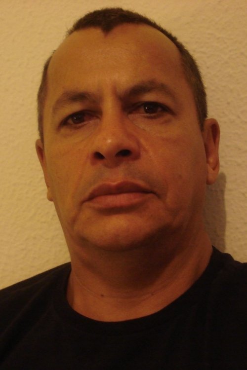 Lourival Prudêncio as Zé