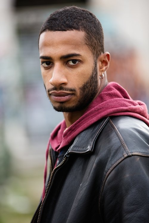 Joel Sy as Claudietto