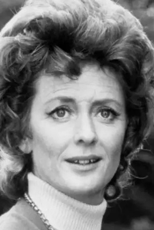 Elspet Gray as Phyllis Hapgood