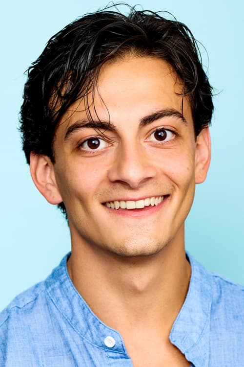 Darius Rathe as Sean