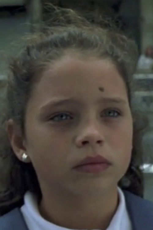 Sarai Encinas Martín as Niña