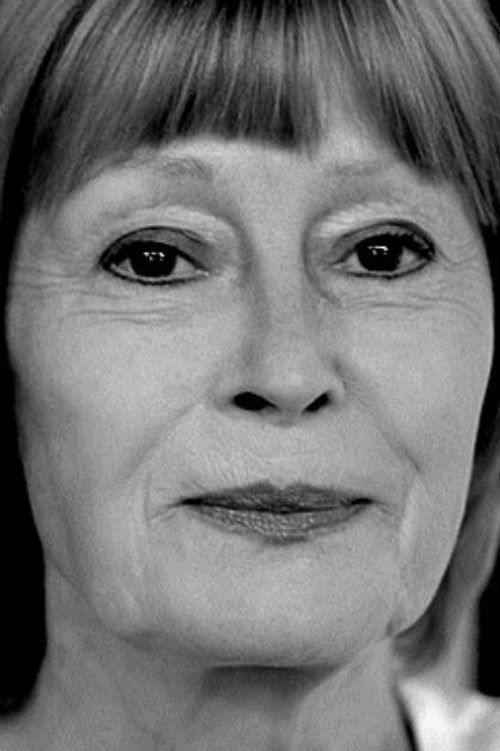 Françoise Oriane as Flore Breggins