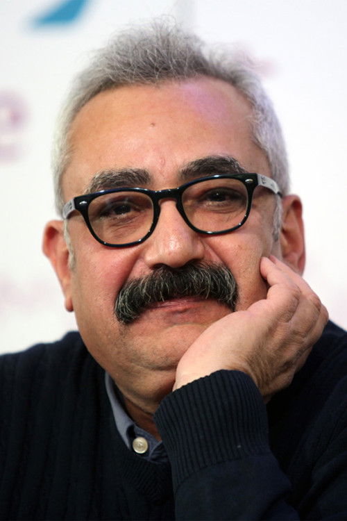 Farzad Motamen as Self